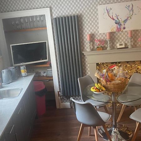 Georgian City Apartment At Thomas Street Double Bedroom And Two Single Trundle Beds Bath Dış mekan fotoğraf