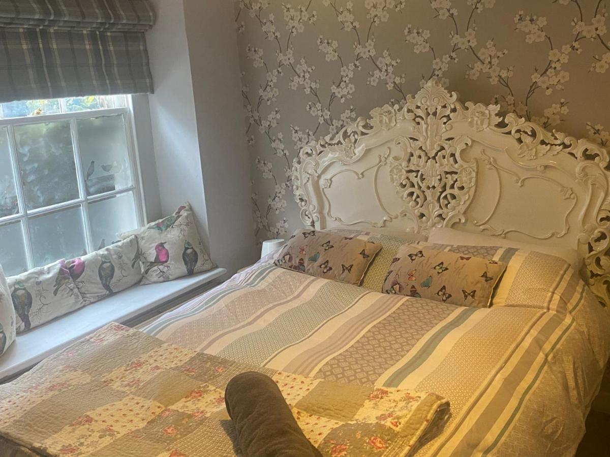 Georgian City Apartment At Thomas Street Double Bedroom And Two Single Trundle Beds Bath Dış mekan fotoğraf